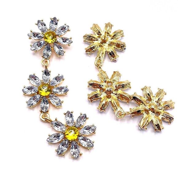 Yellow Gold with White and Yellow Crystal Daisy Flower Post Back Earrings - Picture 5 of 6